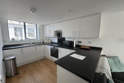 2 bedroom flat for sale, Apartment 15, Queens Quay, 3 Victoria Parade, Torquay, Devon