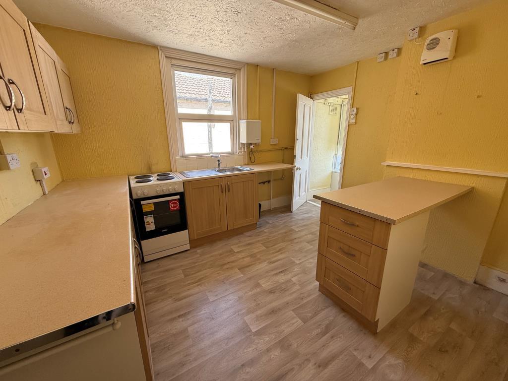 Flat 2 kitchen