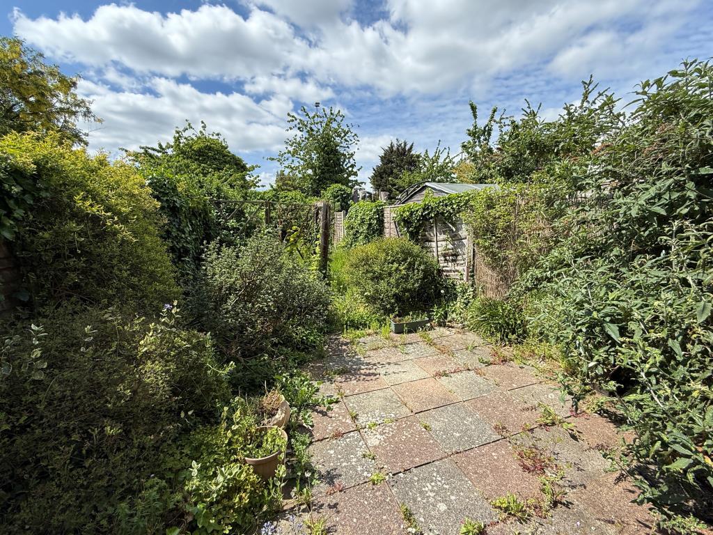 Garden to rear