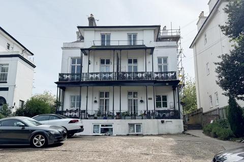 1 bedroom flat for sale, Flat 9, Georgina House, 23 Castle Street, Ryde, Isle Of Wight