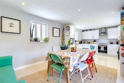 8 Brownes Grove, Loddon, Norwich, NR14 6FA