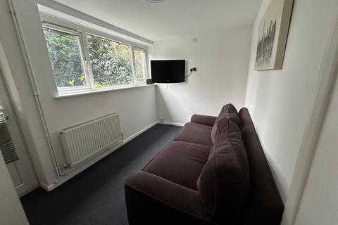 undefined, Dollis Drive, Farnham, Surrey, GU9