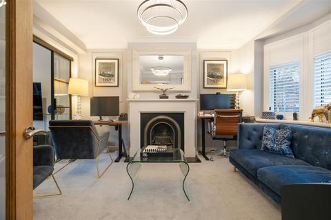 15 Hatch Lane, Windsor, SL4 3QU