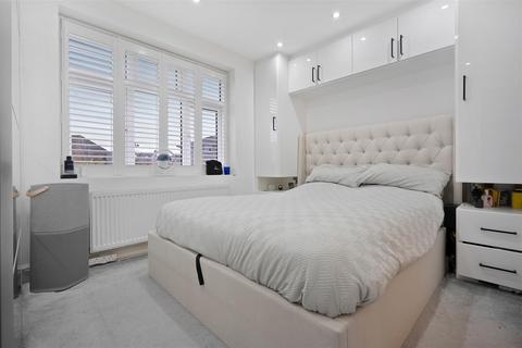 15 Hatch Lane, Windsor, SL4 3QU