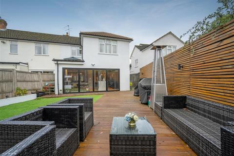 15 Hatch Lane, Windsor, SL4 3QU