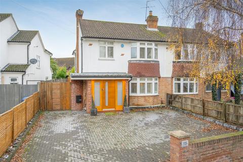15 Hatch Lane, Windsor, SL4 3QU