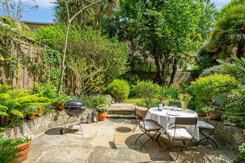 3 bedroom apartment for sale, Redcliffe Gardens, London, SW10