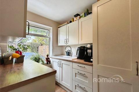 5 bedroom end of terrace house for sale, Bartons Drive, Yateley, Hampshire