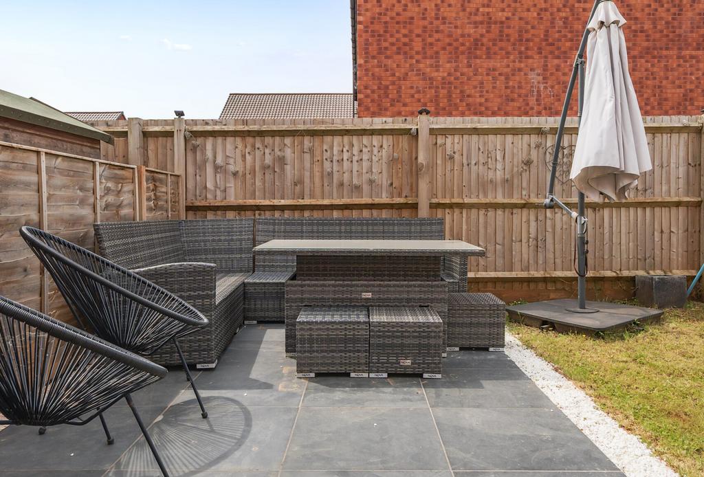 1313055 23 685578...