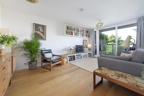 2 bedroom flat for sale, Brecknock Road, London