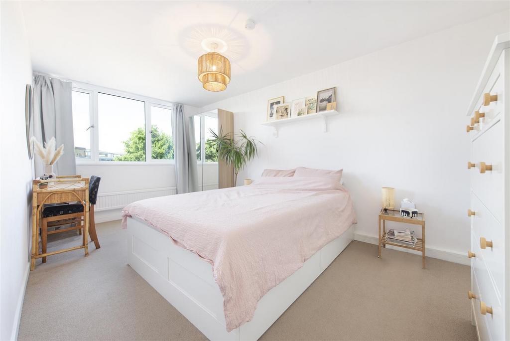 52501 Hi res (6).jpg