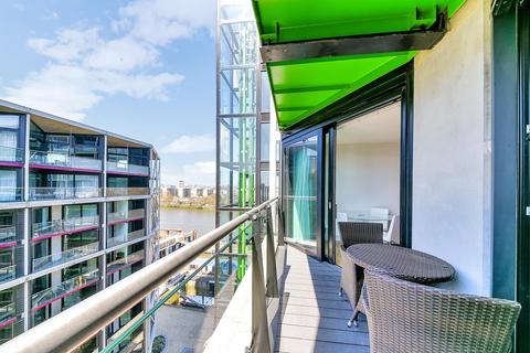 2 bedroom apartment for sale, Riverlight Four, Riverlight Quay, London, SW11