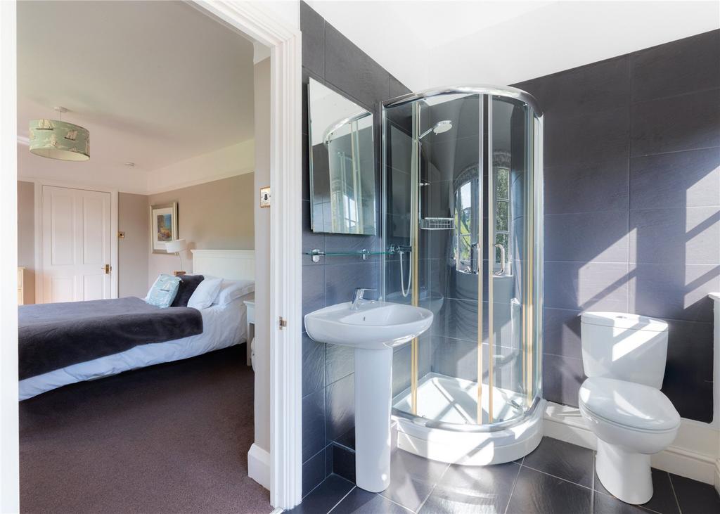 Bedroom En Suite