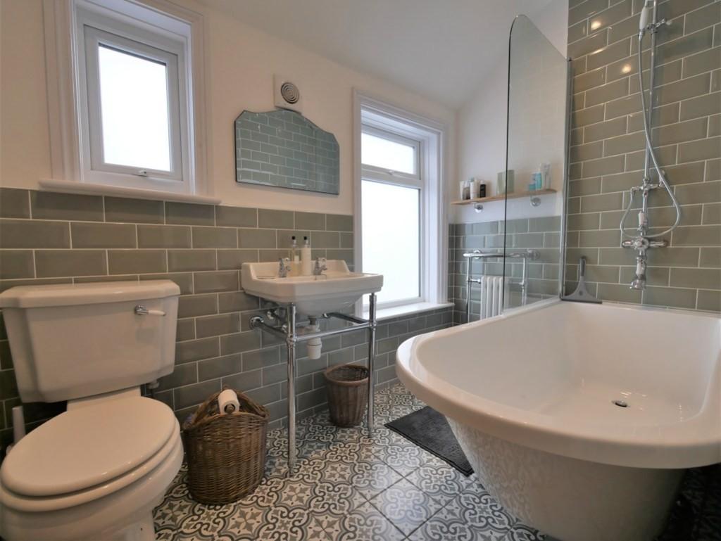 Bathroom1