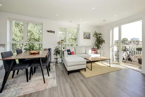 22, Howell Court Enfield Road, London, W3 8BJ