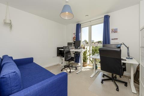 22, Howell Court Enfield Road, London, W3 8BJ