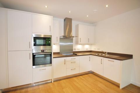 1 bedroom apartment to rent, Sovereign Way, Tonbridge TN9