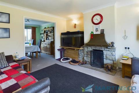 3 bedroom semi-detached house for sale, Elmshurst Gardens, Tonbridge TN10