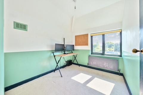 1 Charter Square, Kingston Upon Thames, KT1 3PZ