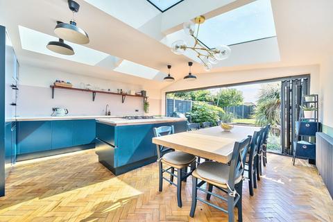 1 Charter Square, Kingston Upon Thames, KT1 3PZ