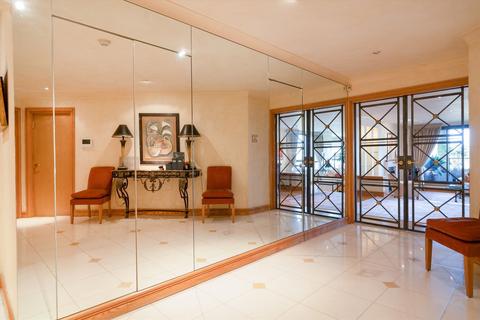 3 bedroom flat to rent, Lower Terrace, London NW3