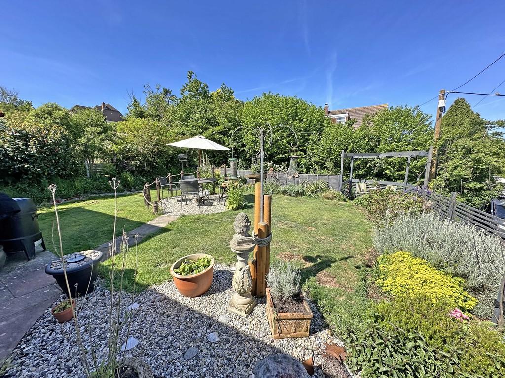 12 Garden c
