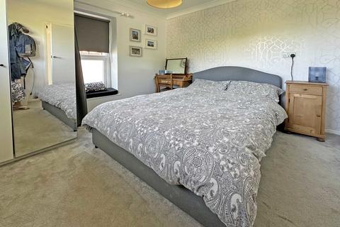 Dovedale Exminster Hill, Exminster, Exeter, EX6 8DW
