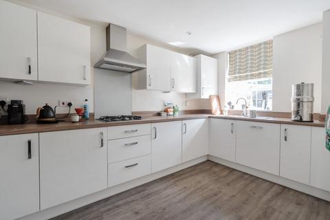 11 Dennison Close, Lancaster, LA1 3SX