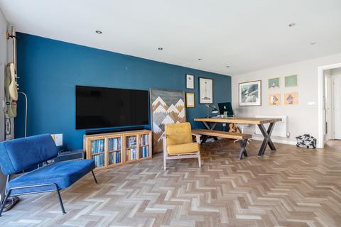 11 Dennison Close, Lancaster, LA1 3SX
