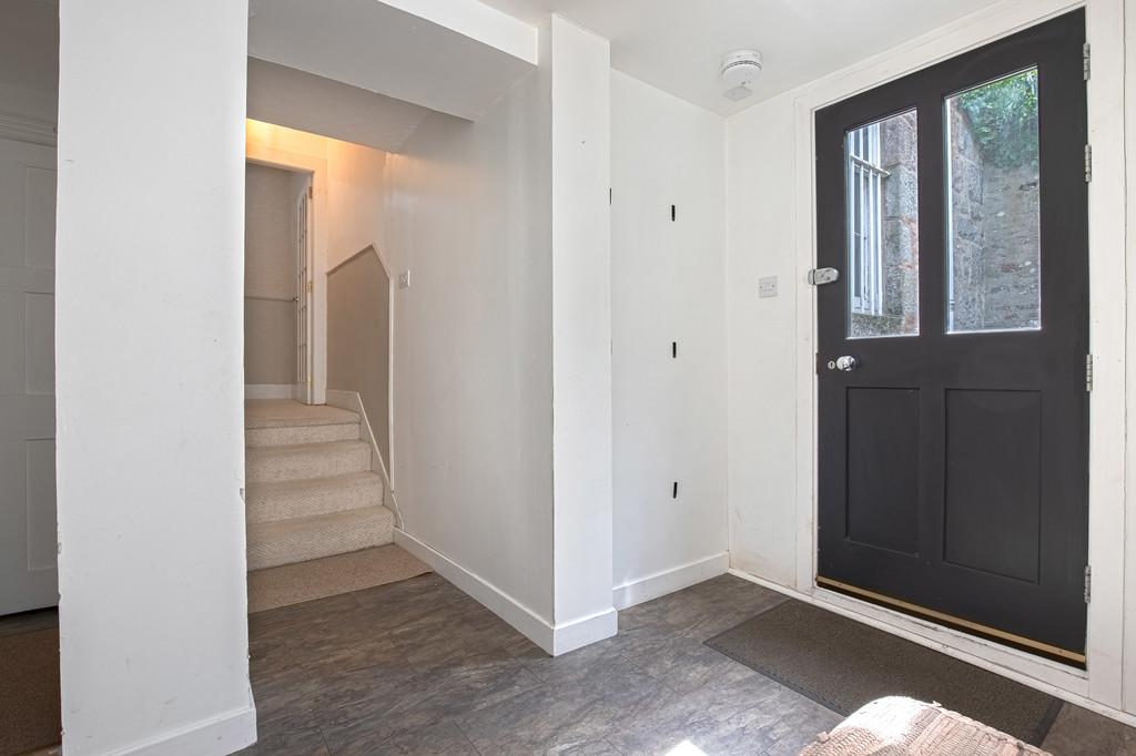 Entry&amp;Stairs
