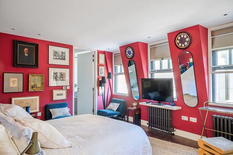 2 bedroom apartment to rent, Hanway Place, Fitzrovia W1
