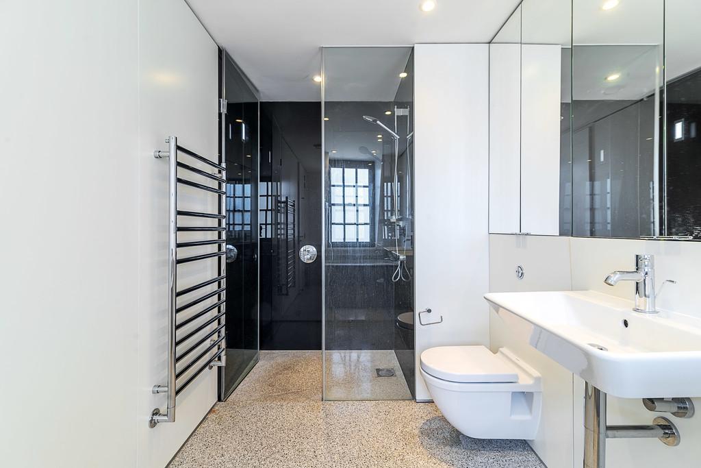 Hanway Place 11