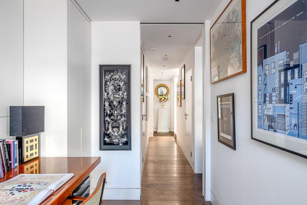 Hanway Place 17