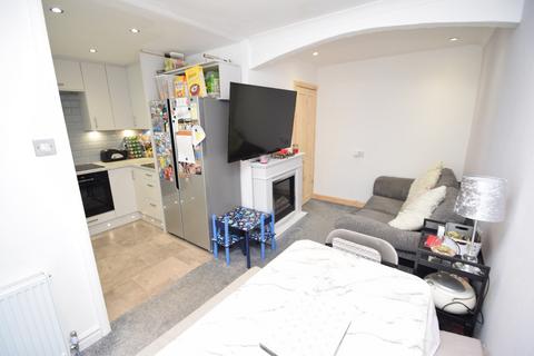 31 Rose Meadows, Keighley, BD22 6LW