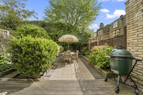 21 Alconbury Road, London, E5 8RG
