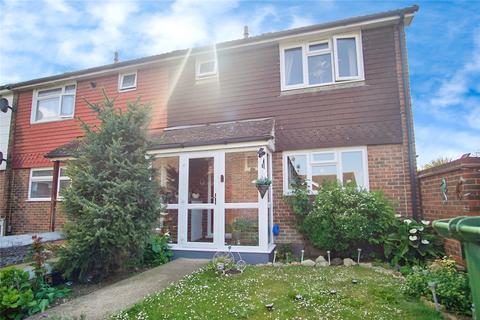 3 bedroom end of terrace house for sale, Lincoln Close, Erith DA8