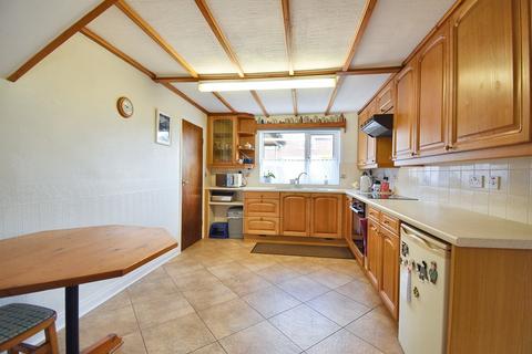 3 bedroom end of terrace house for sale, Allenby Crescent, Fotherby LN11 0UJ
