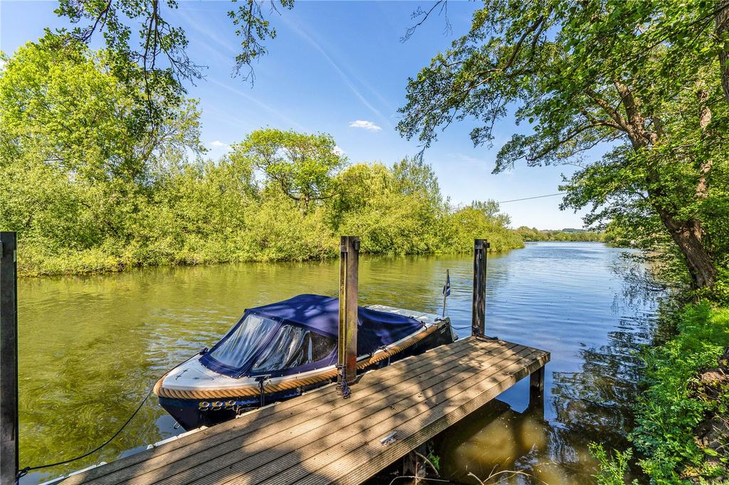 Mooring