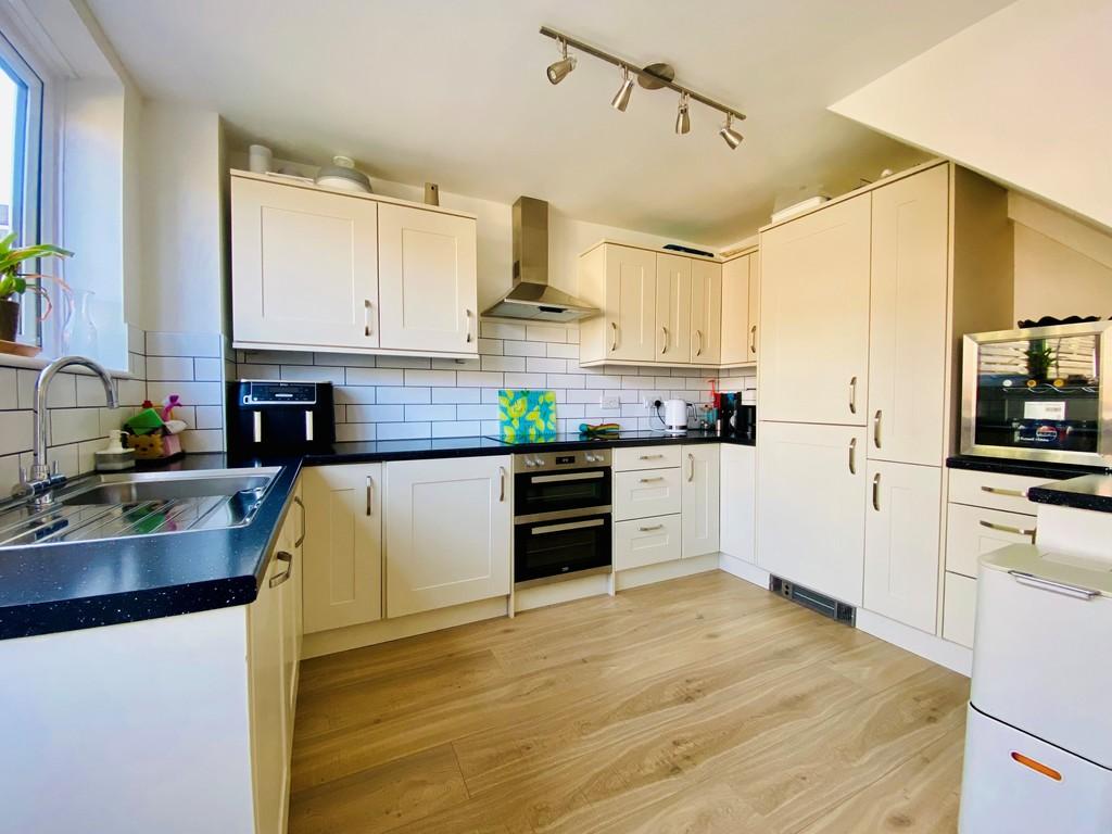 Kitchen -4