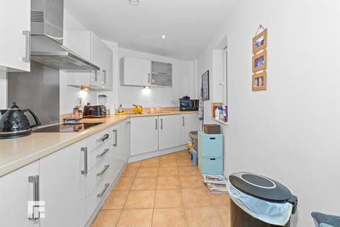 2 bedroom apartment for sale, Lyon House, Hansen Court, Century Wharf, Cardiff