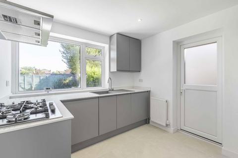 undefined, Staines Road East, Sunbury-On-Thames TW16