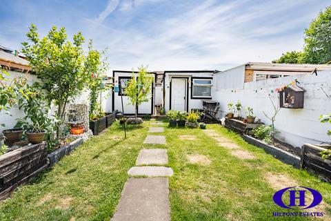 54 Bycroft Road, Southall, UB1 2XQ