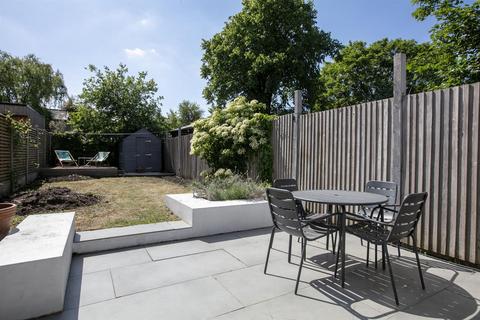 3 bedroom terraced house for sale, Kirkwood Road, Nunhead, SE15