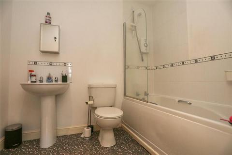 2 bedroom flat to rent, London, SE4