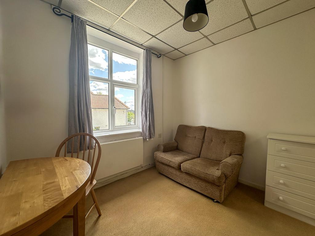 Lounge/ Dining Room