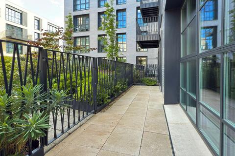2 bedroom apartment to rent, Turing Way, Cambridge CB3