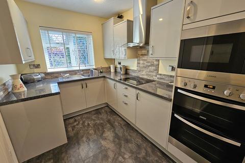 2 bedroom detached bungalow for sale, Barnside Way, Moulton, Northwich, CW9