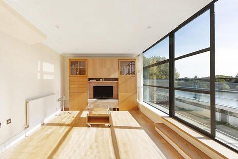 undefined, Point Wharf Lane, Brentford, TW8