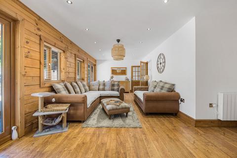 undefined, Oakmead Road, Pontyclun CF72