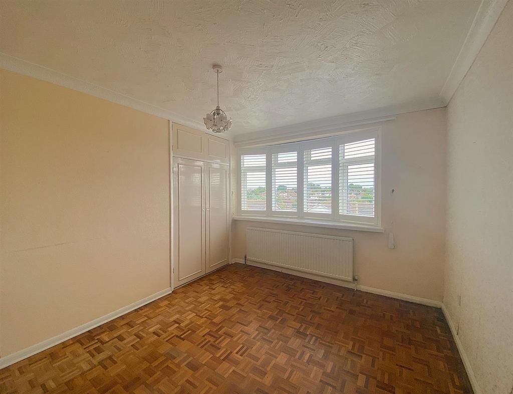 21 Lychgates Close - Bed2.jpg